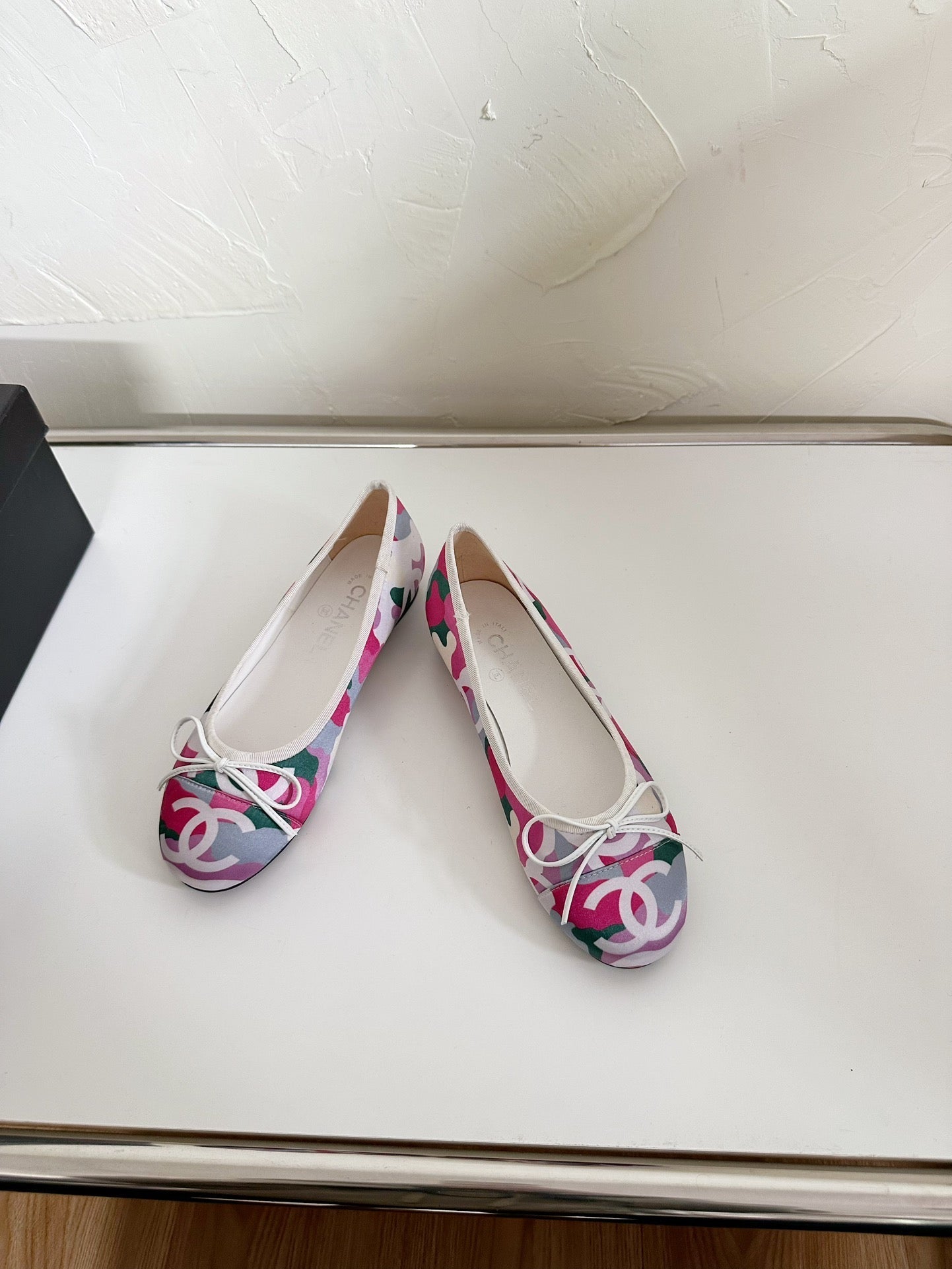 CHANEL Ballet Flats Pink Cloth