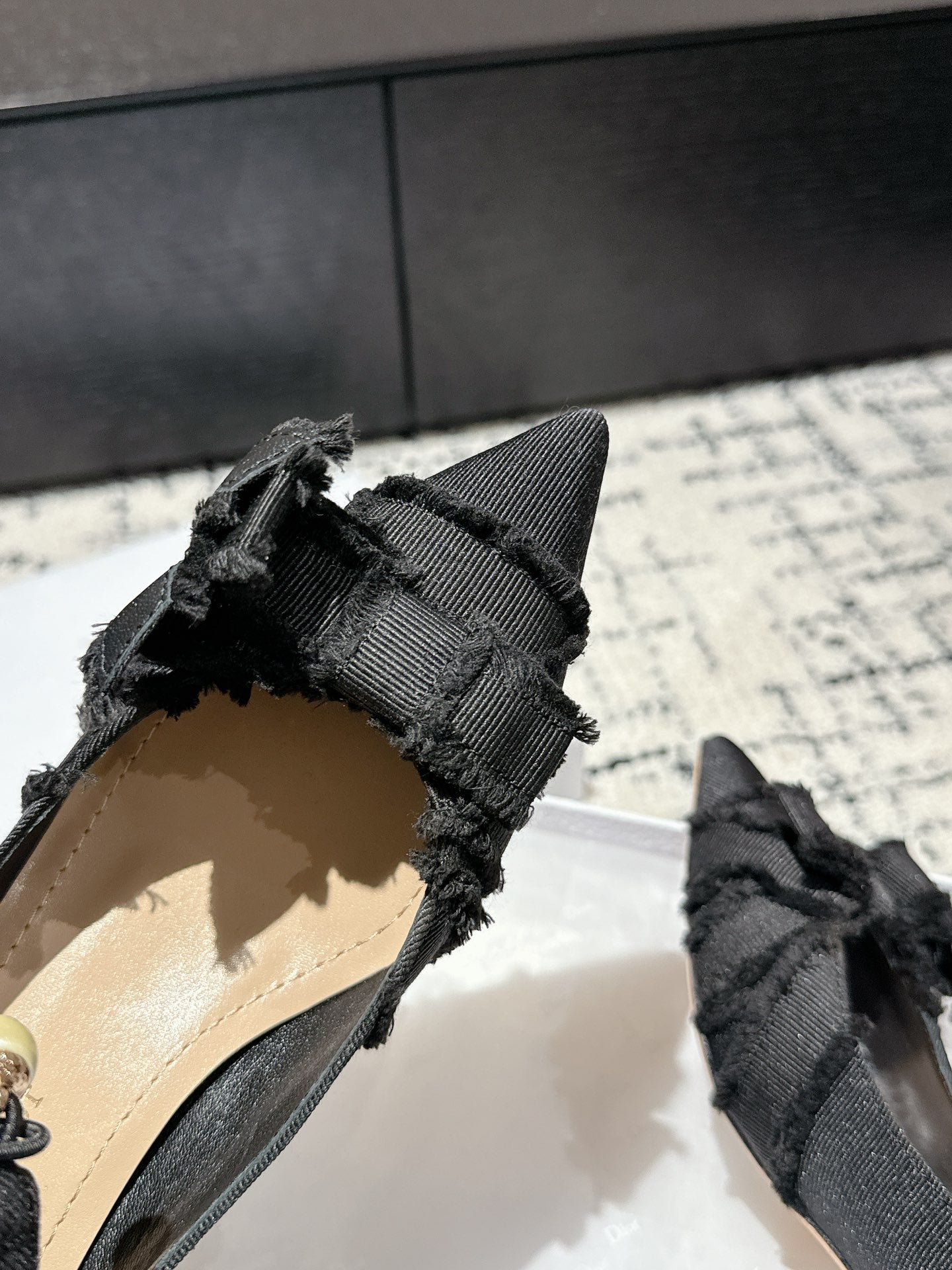 DIOR A DIORable pump 45 Black Fringed Grosgrain