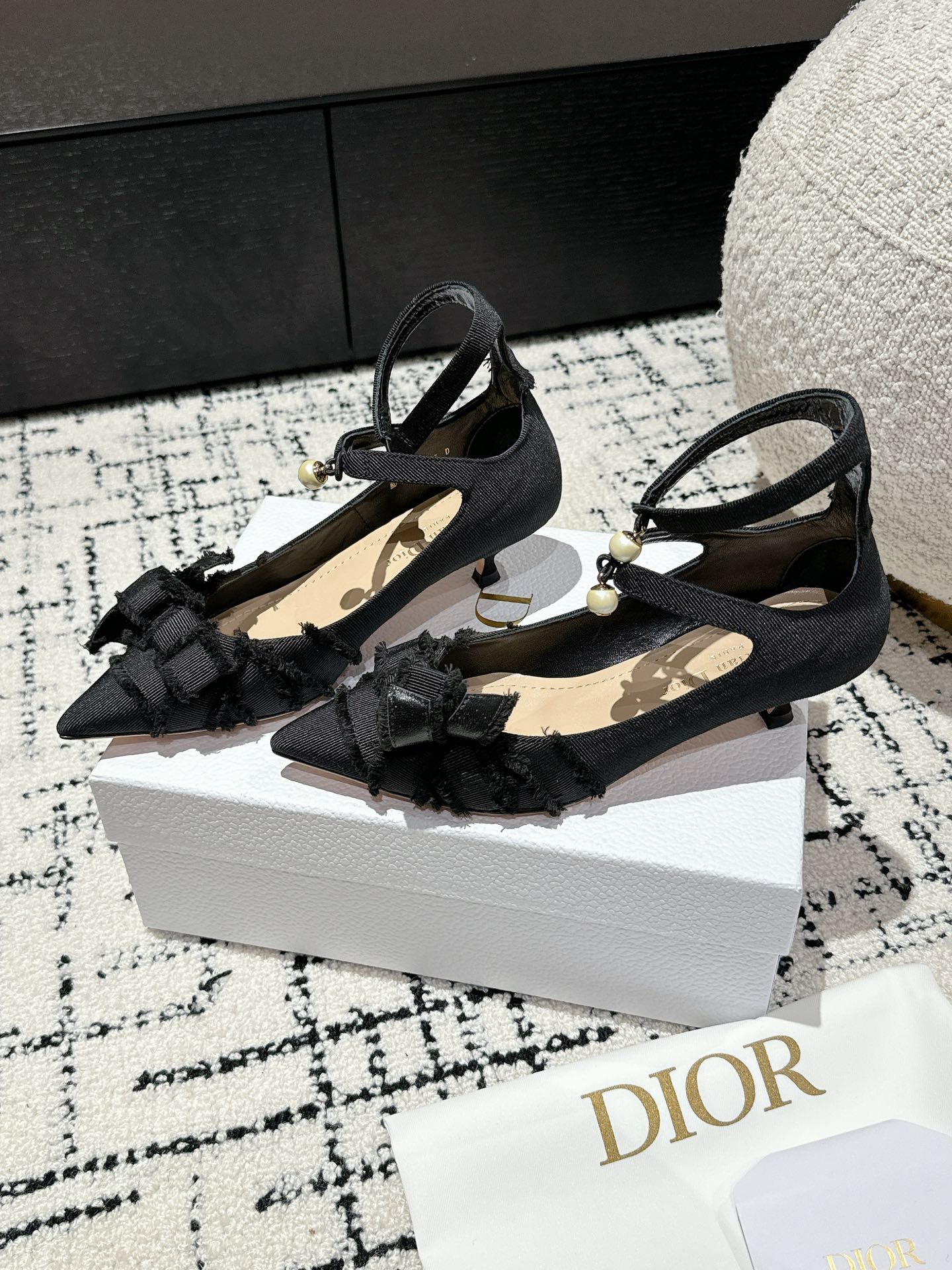 DIOR A DIORable pump 45 Black Fringed Grosgrain