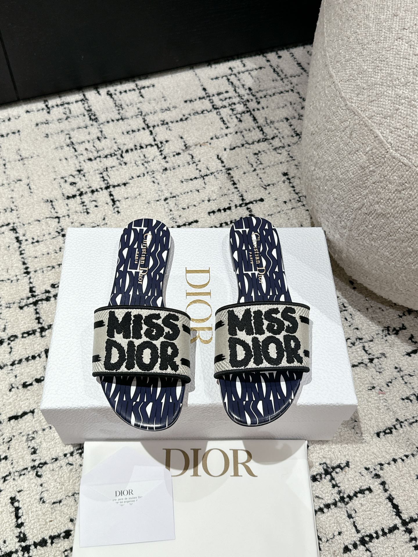 DIOR Dway Slide Deep Blue Mix White Black Embroidered Cotton