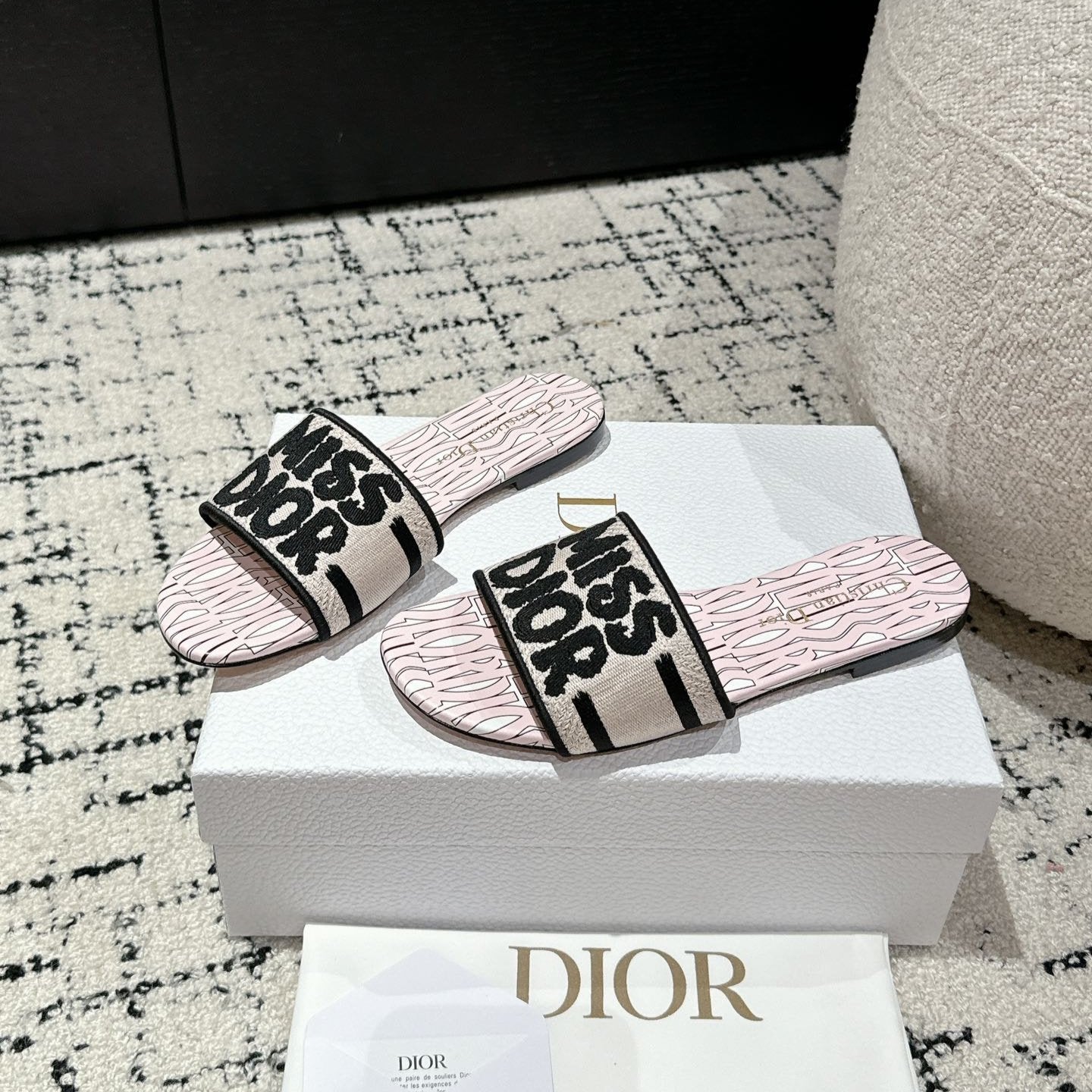 DIOR Dway Slide Pink Mix Black Embroidered Cotton