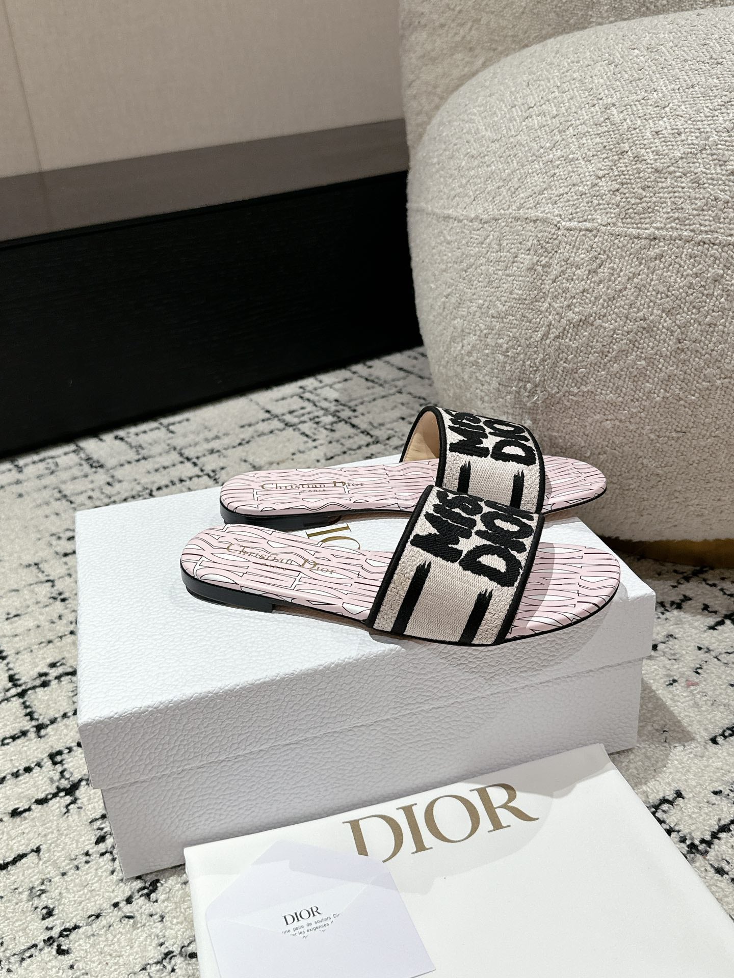 DIOR Dway Slide Pink Mix Black Embroidered Cotton