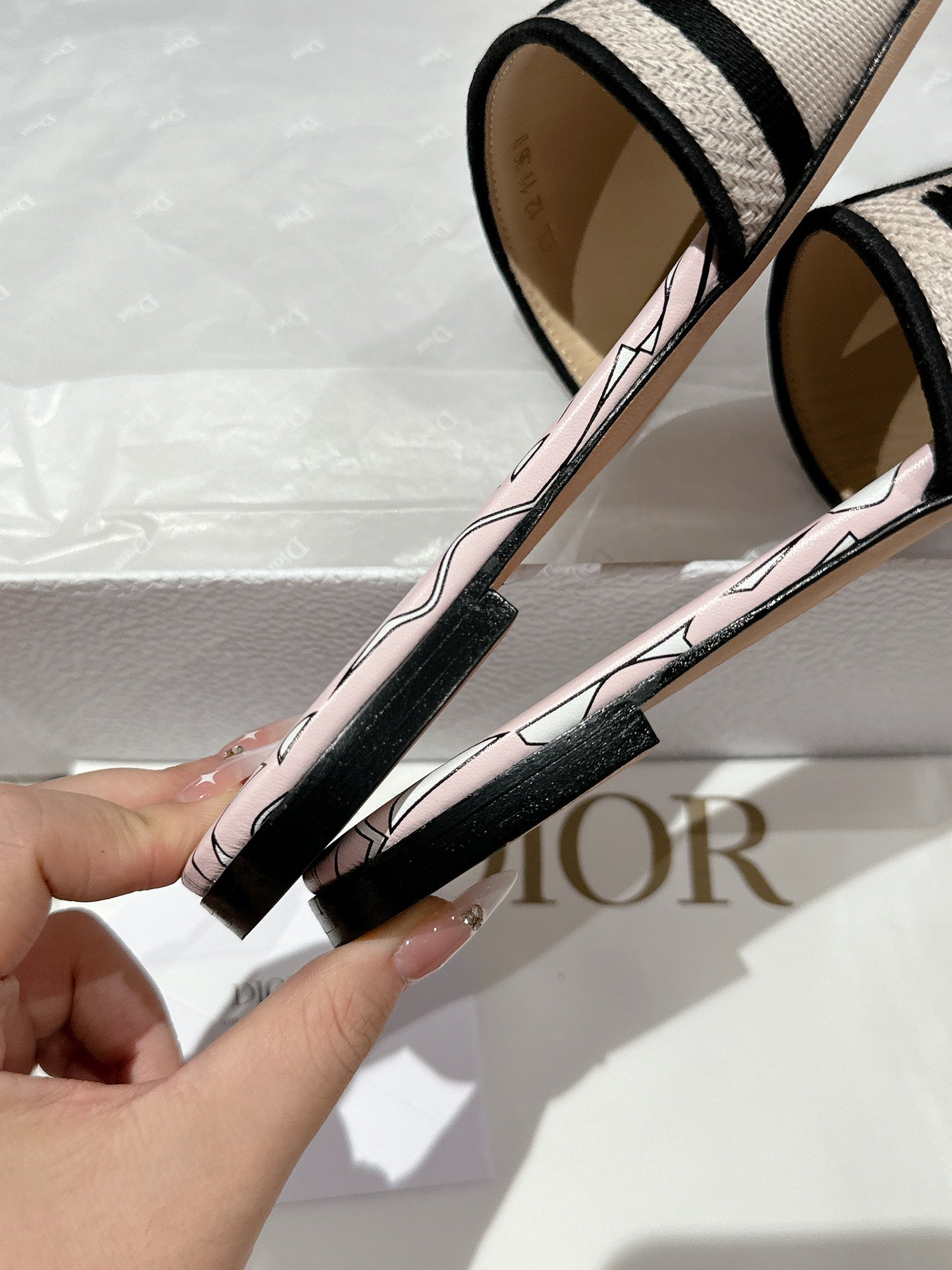 DIOR Dway Slide Pink Mix Black Embroidered Cotton