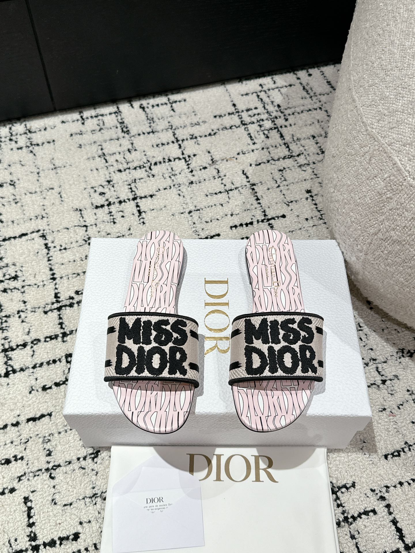 DIOR Dway Slide Pink Mix Black Embroidered Cotton