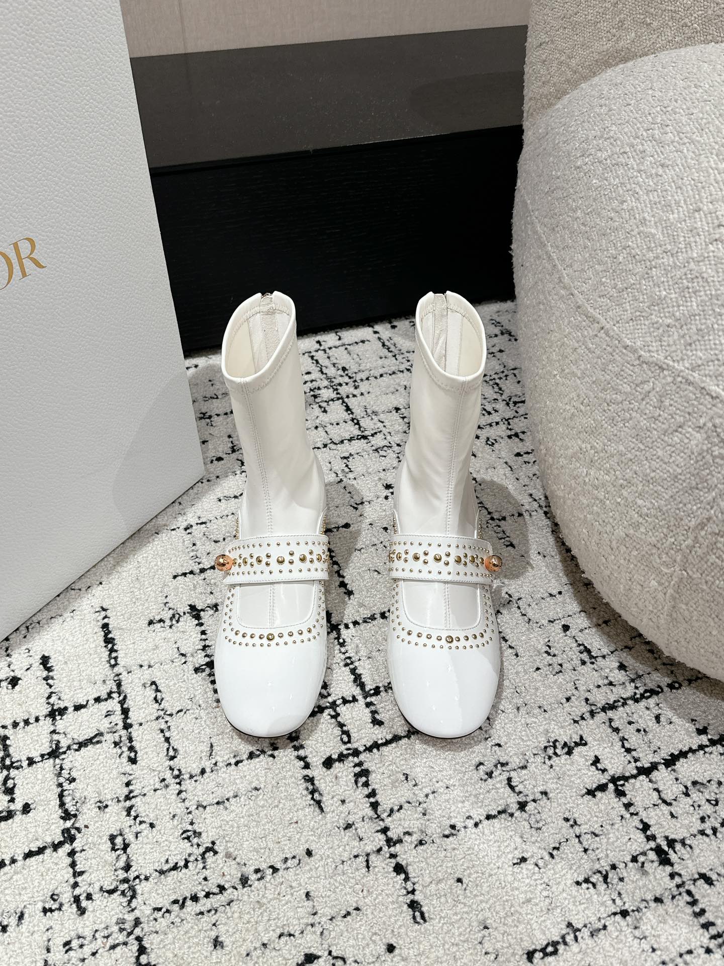 DIOR Belle-D Heeled Ankle Boot White Lambskin