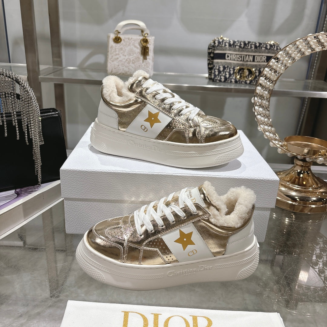 DIOR DIOR Star Platform Sneaker In Glossy Gold Cowhide 996420