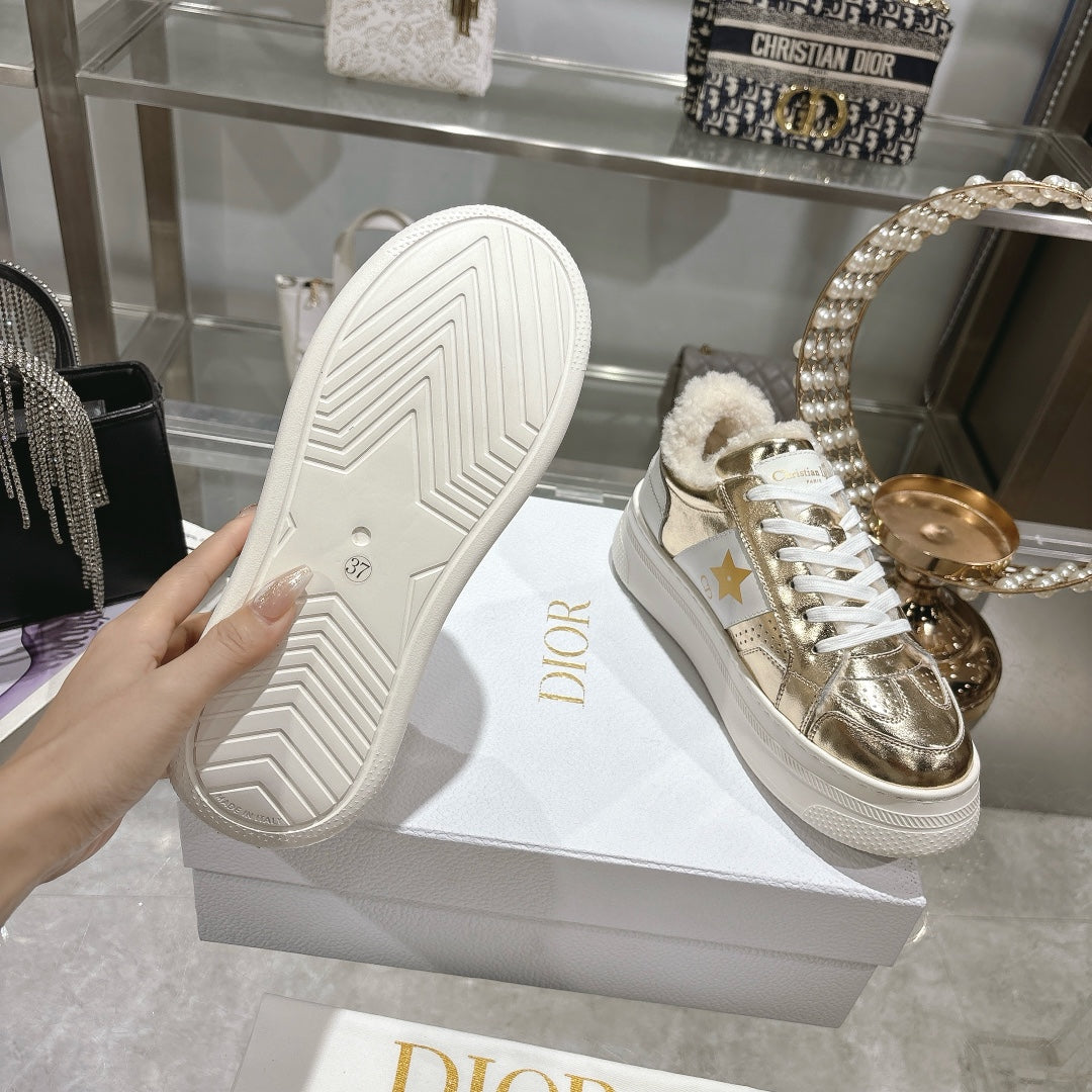 DIOR DIOR Star Platform Sneaker In Glossy Gold Cowhide 996420