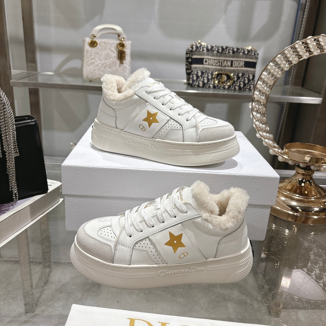 DIOR DIOR Star Platform Sneaker In White Cowhide 996422