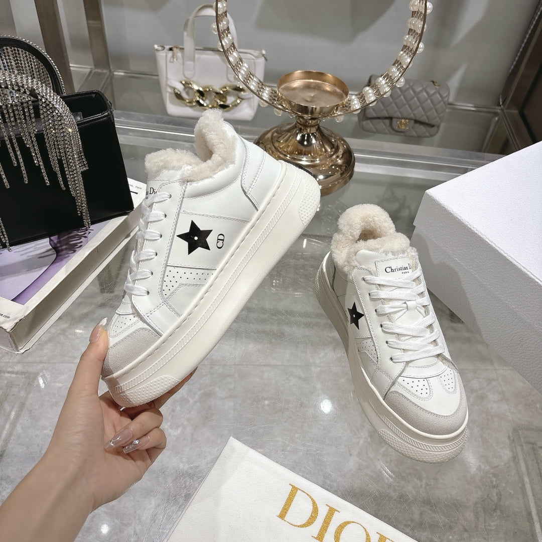 DIOR DIOR Star Platform Sneaker In White Cowhide 996424