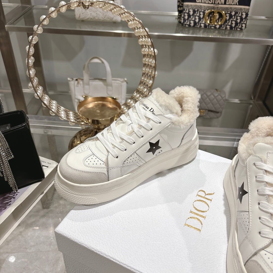 DIOR DIOR Star Platform Sneaker In White Cowhide 996424