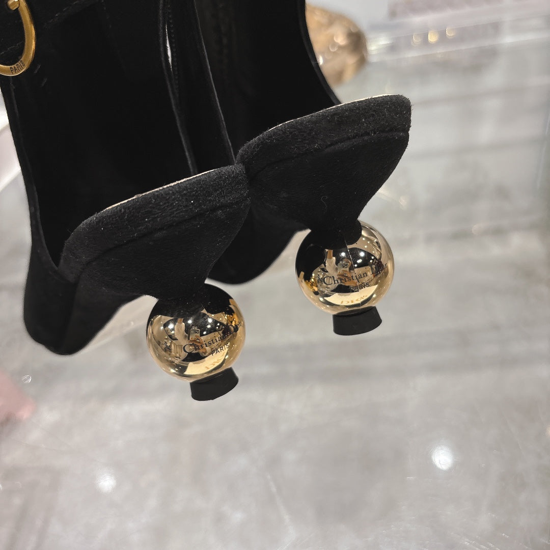 DIOR D-Idole Heeled Ankle Boot In Black Suede 996438