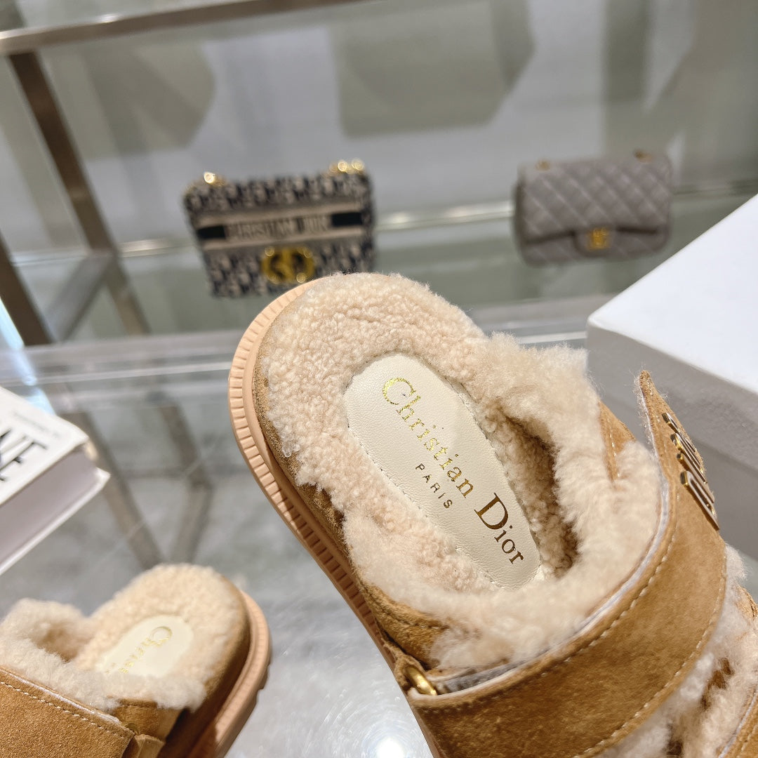 DIOR DIORact Slide 40mm In Caramel Suede 996358