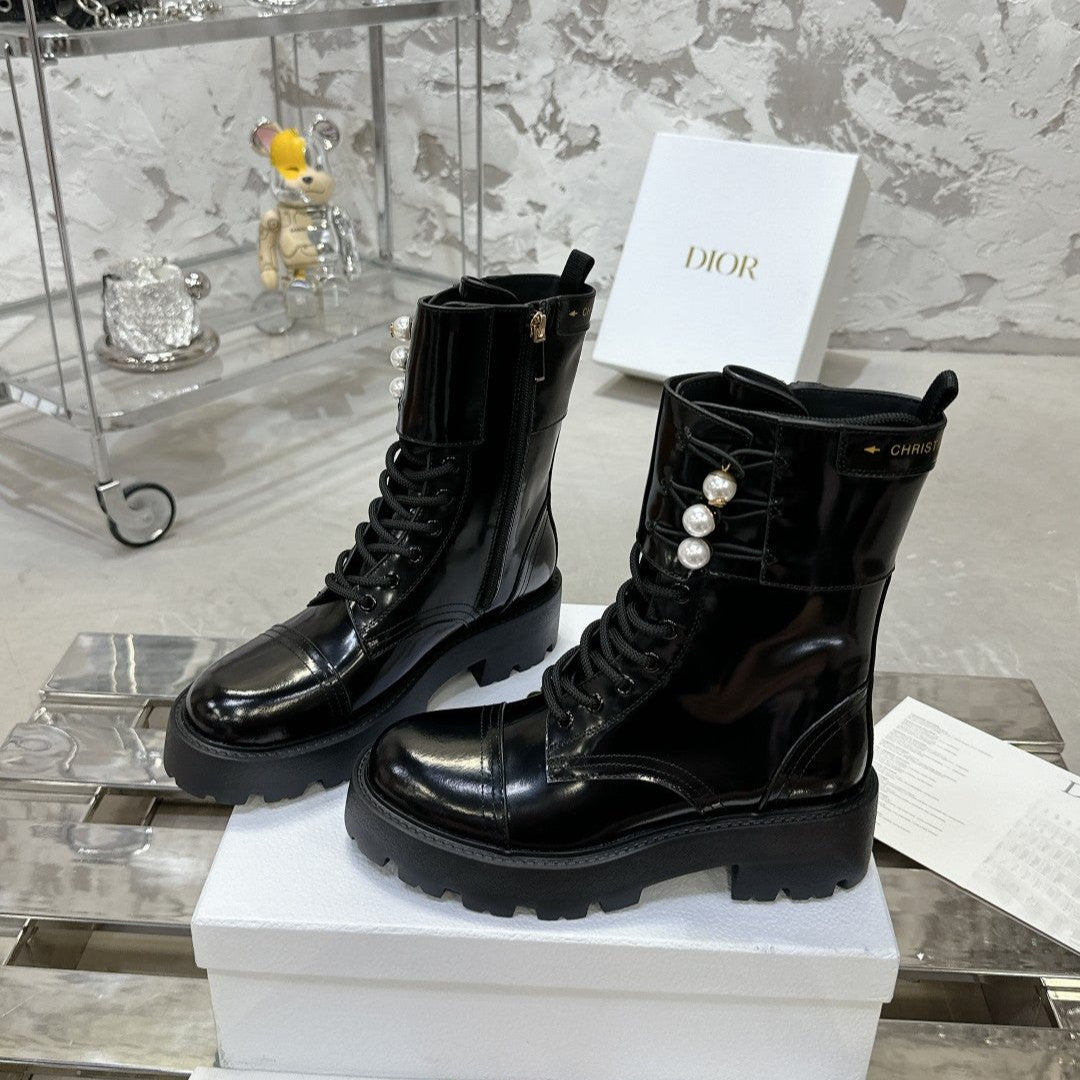 DIOR D-Strike Ankle Boot In Black Glossy Cowhide 100587