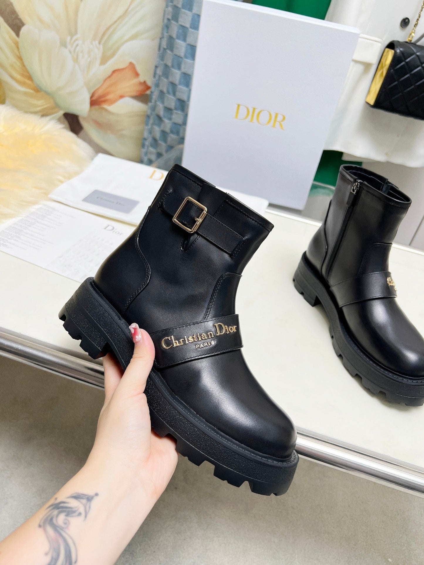 DIOR D-Quest Ankle Boot Plain Black Calfskin