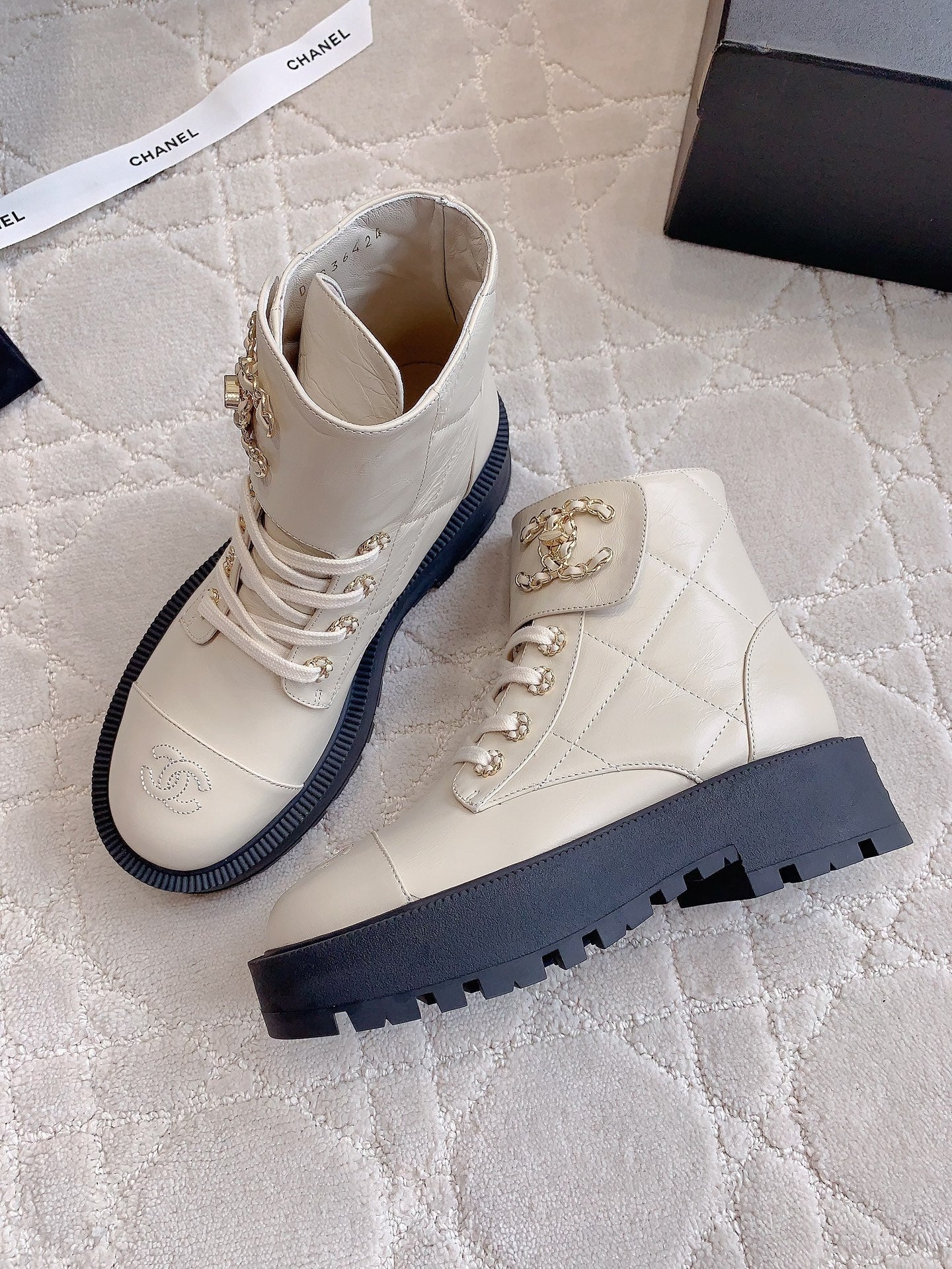 CHANEL Ankle Boots In White Beige Wrinkled Calfskin 145489