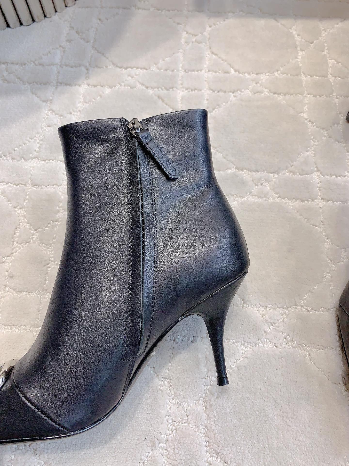 Balanciaga POINTED-TOE HIGH HEEL BOOTS IN BLACK SMOOTH LAMBSKIN