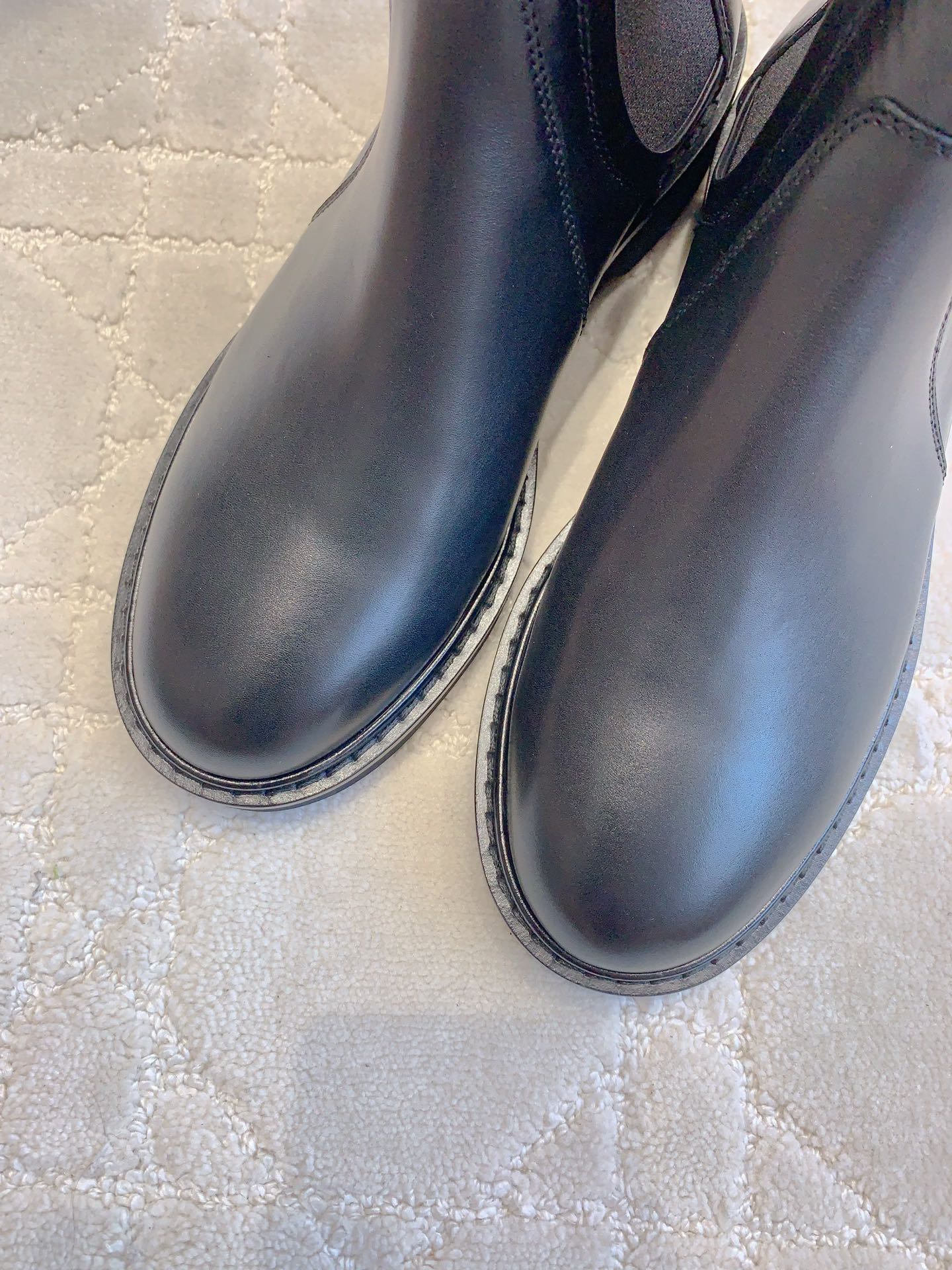 DIOR Vivie Roger Chelsea Ankle Boots Plain Black Cowhide