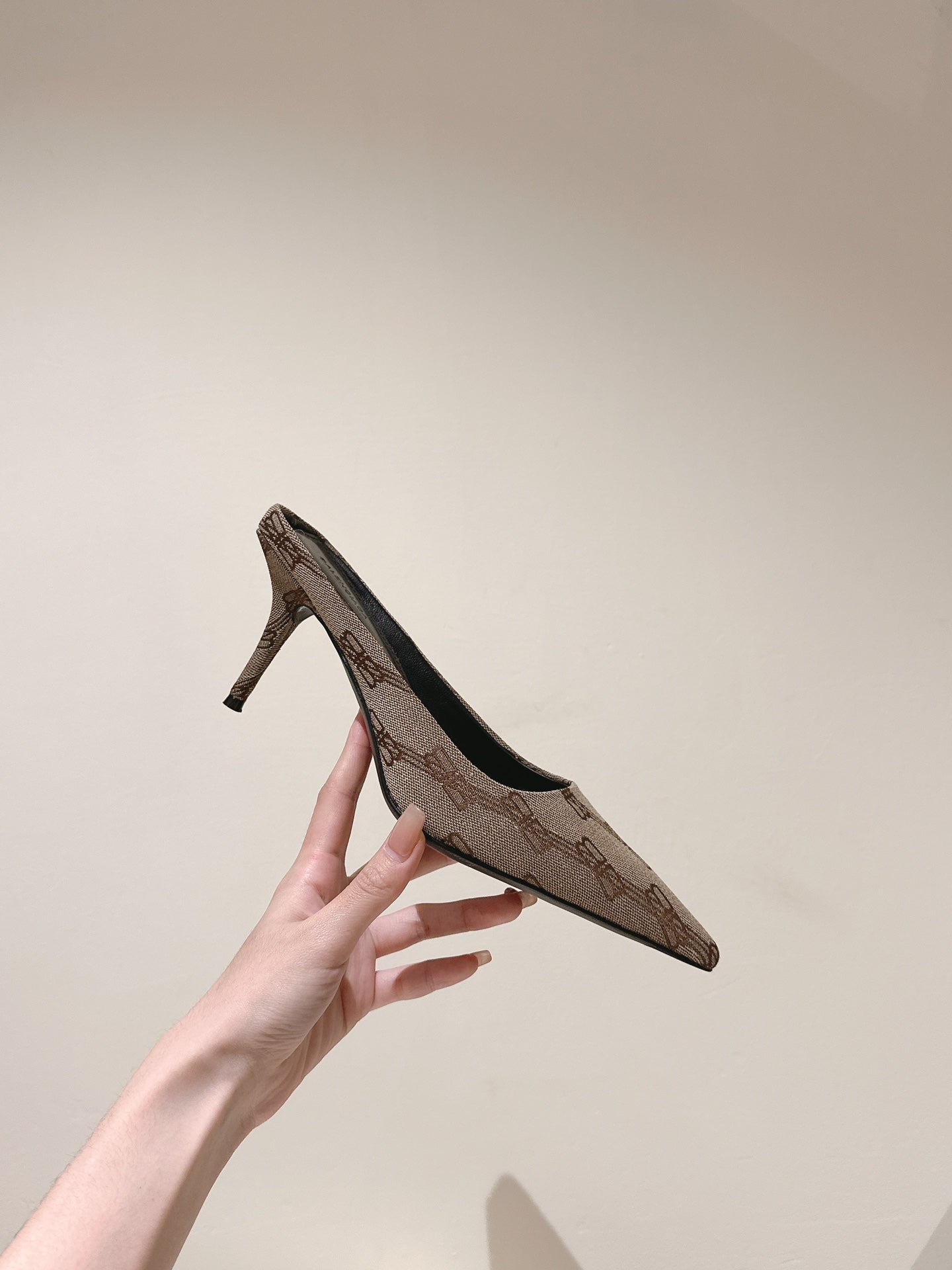 Balanciaga POINTED HIGH MULES IN BEIGE MONOGRAM JACQUARD FABRIC