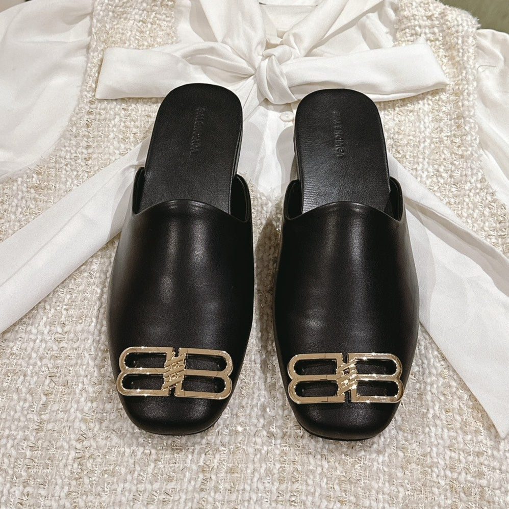 Balanciaga BLACK SHINY LAMBSKIN SQUARE TOE FLAT MULES GOLD BUCKLE