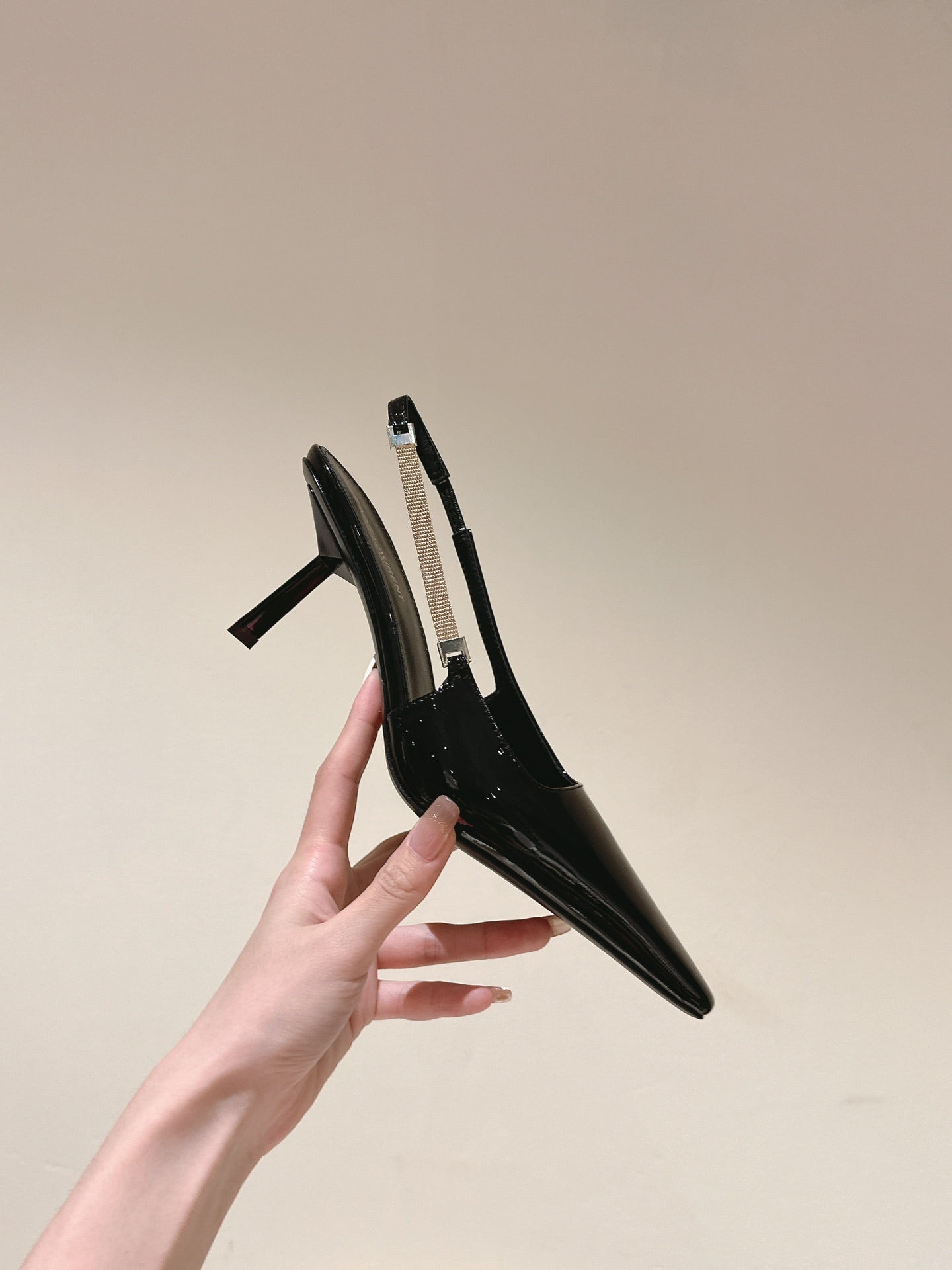 Saint Laurent BLAKE SLINGBACK PUMPS 80 IN BLACK PATENT LEATHER