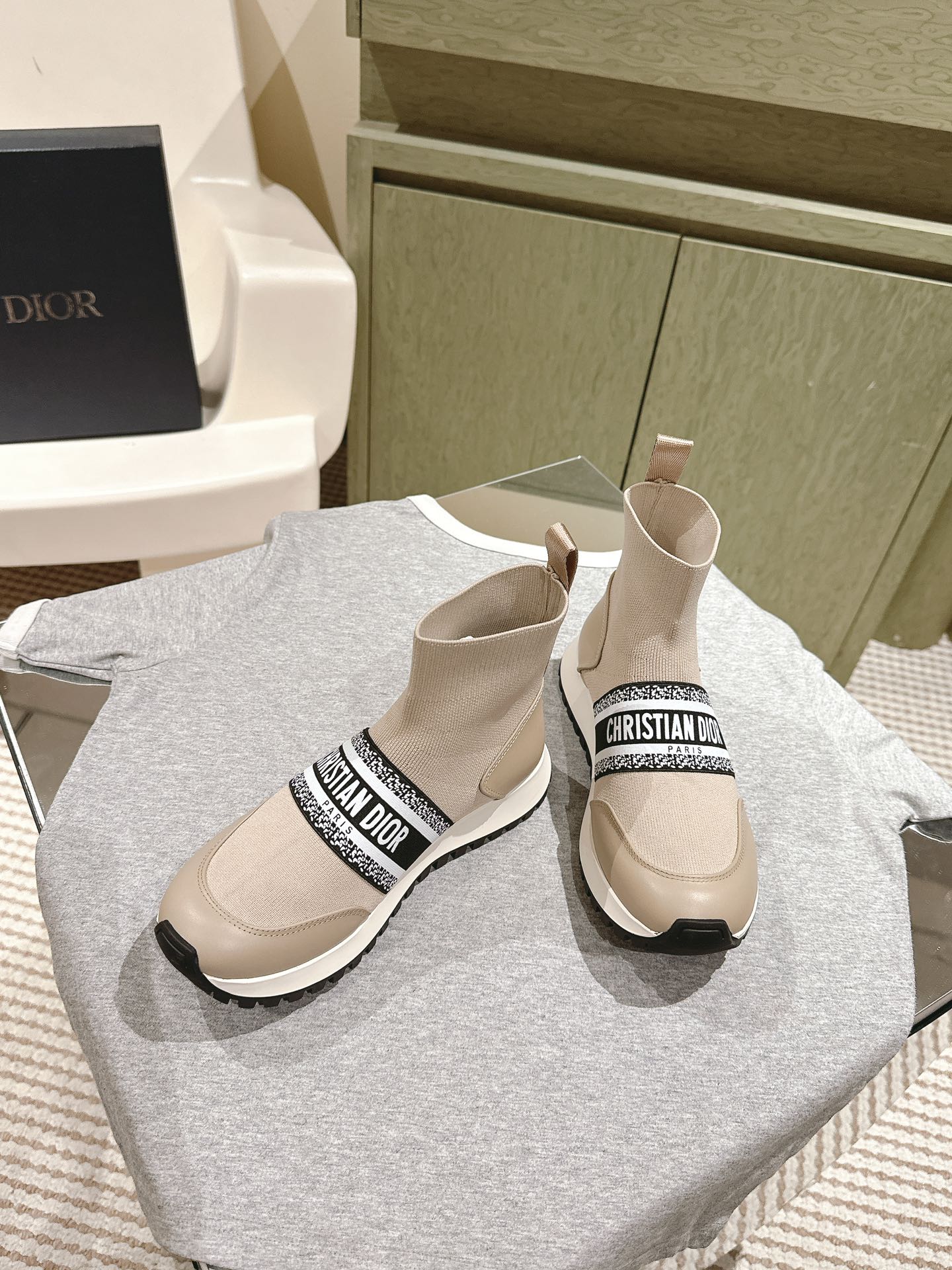 DIOR High-Top Sneaker 40mm Beige Stretch Wool And Lambskin