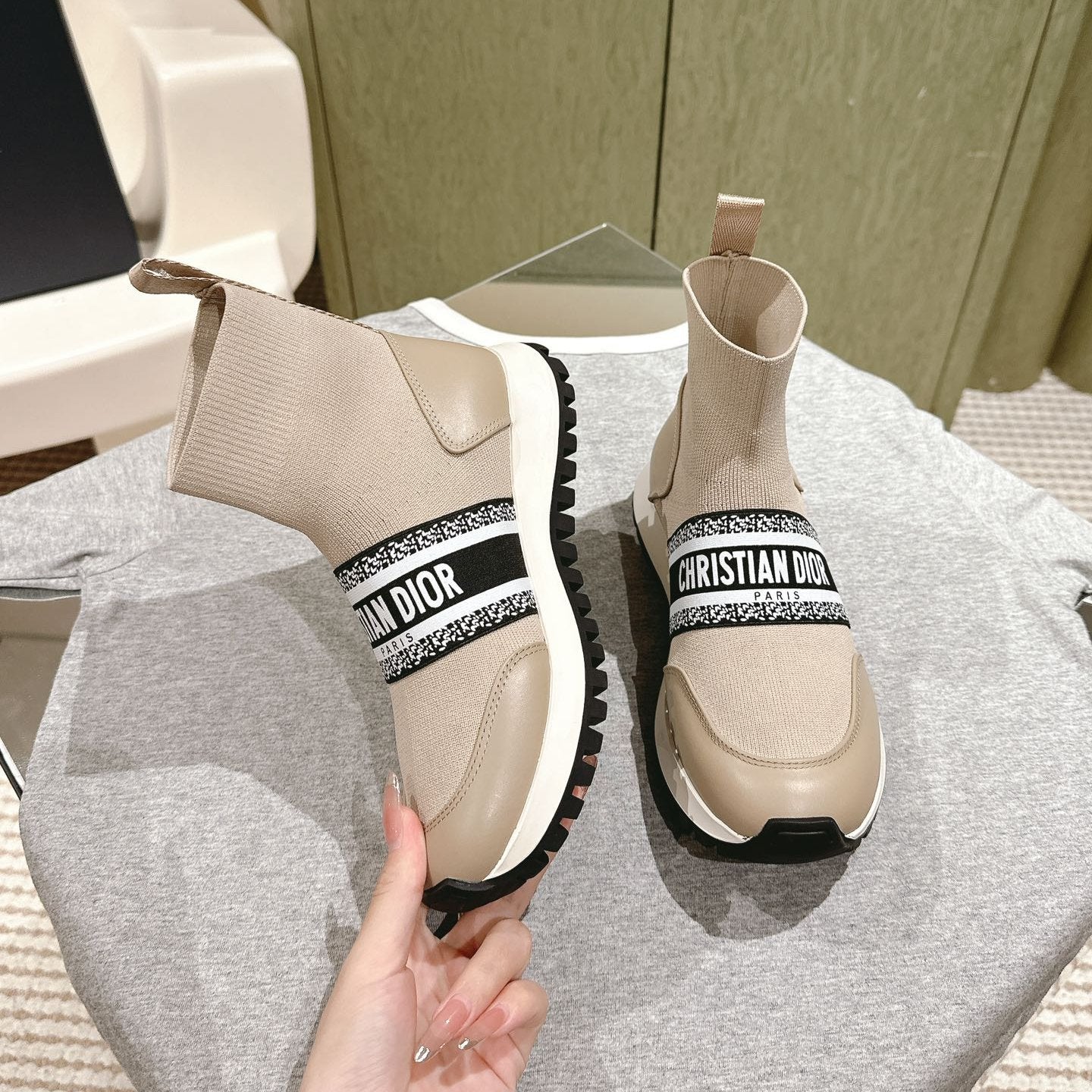 DIOR High-Top Sneaker 40mm Beige Stretch Wool And Lambskin