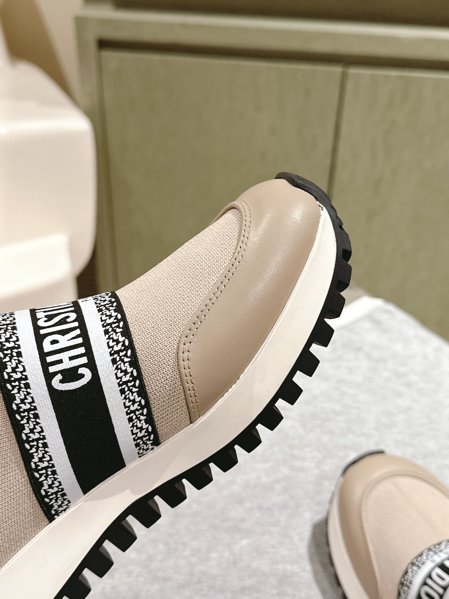 DIOR High-Top Sneaker 40mm Beige Stretch Wool And Lambskin