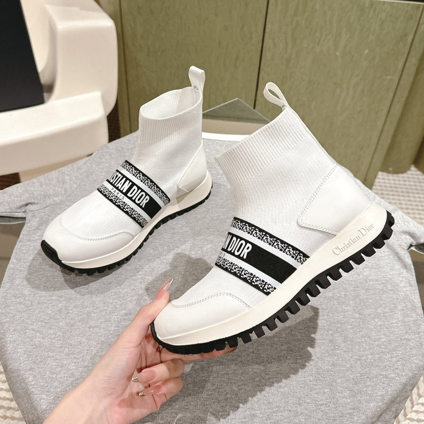 DIOR High-Top Sneaker 40mm White Stretch Wool And Lambskin