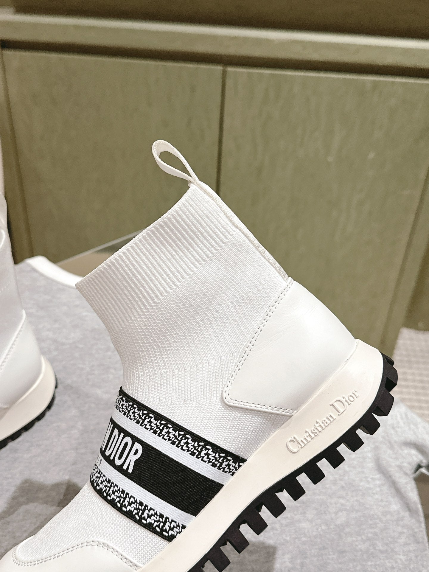 DIOR High-Top Sneaker 40mm White Stretch Wool And Lambskin