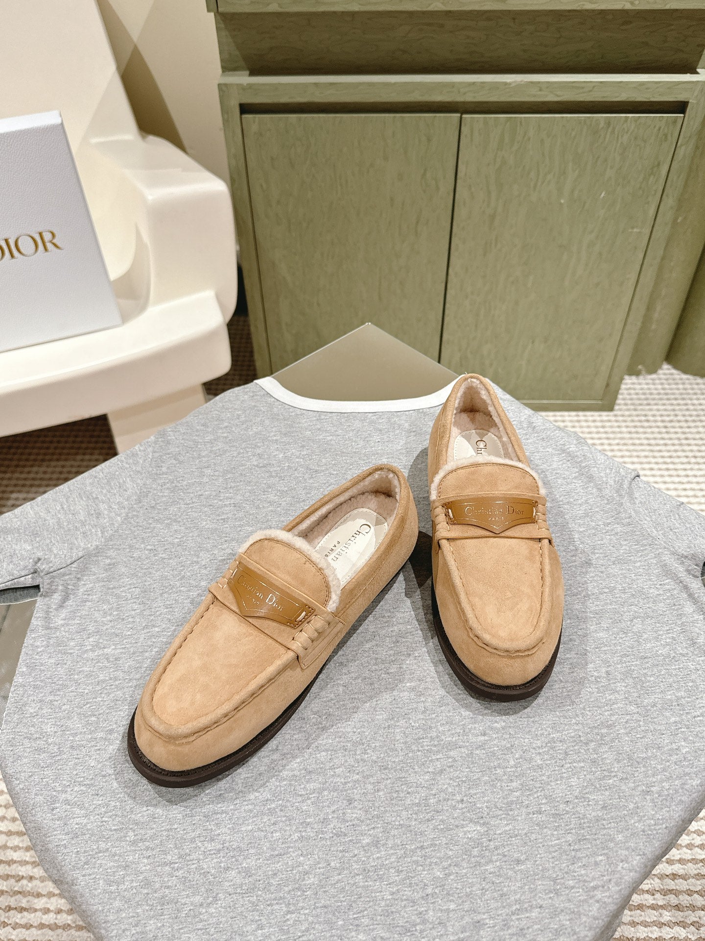 DIOR Loafer In Dark Loafer Suede 995507
