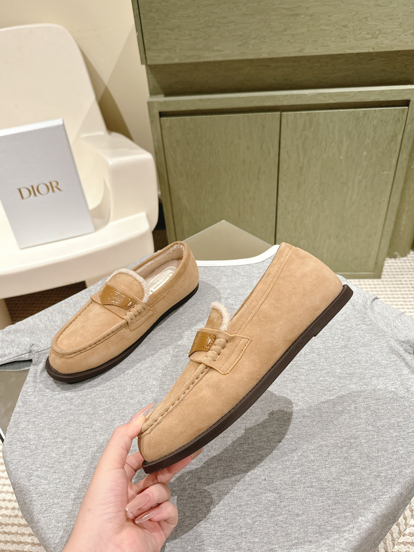 DIOR Loafer In Dark Loafer Suede 995507