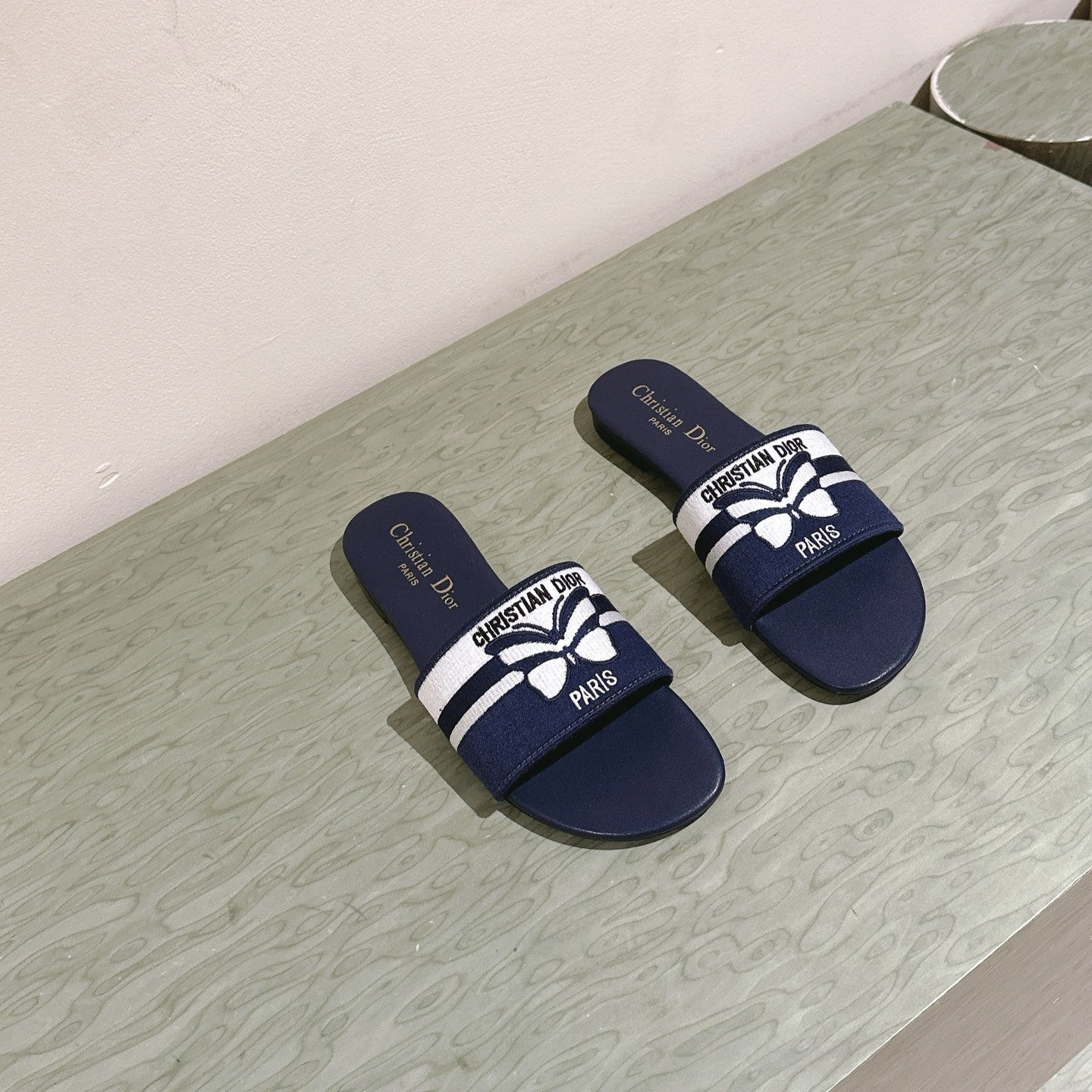 DIOR Dway Slide Fabric with Cowhide 241926