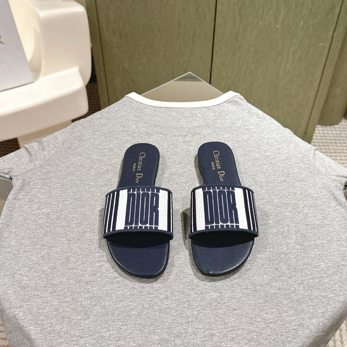 DIOR Dway Slide Fabric with Cowhide 241926