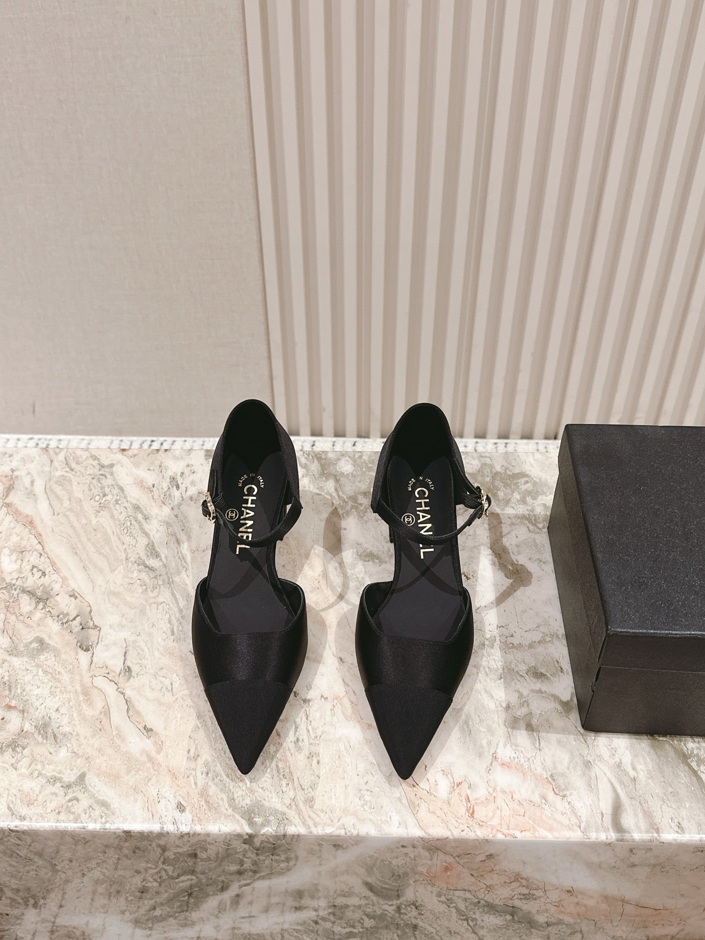 CHANEL 25 Mary Jane Heels Silk and Sheepskin 267845