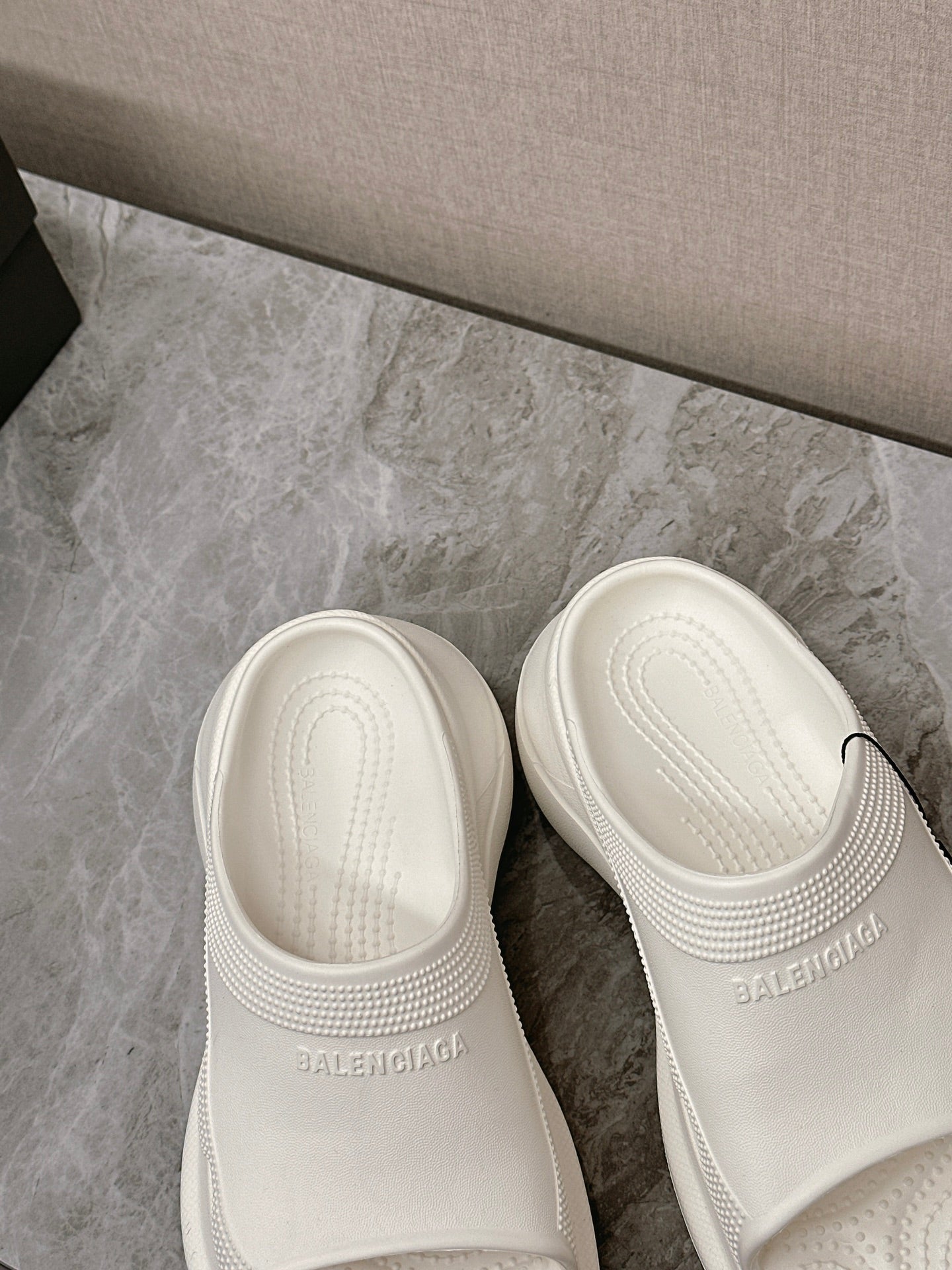 Balanciaga POOL CROCS SLIDE SANDAL IN WHITE RUBBER