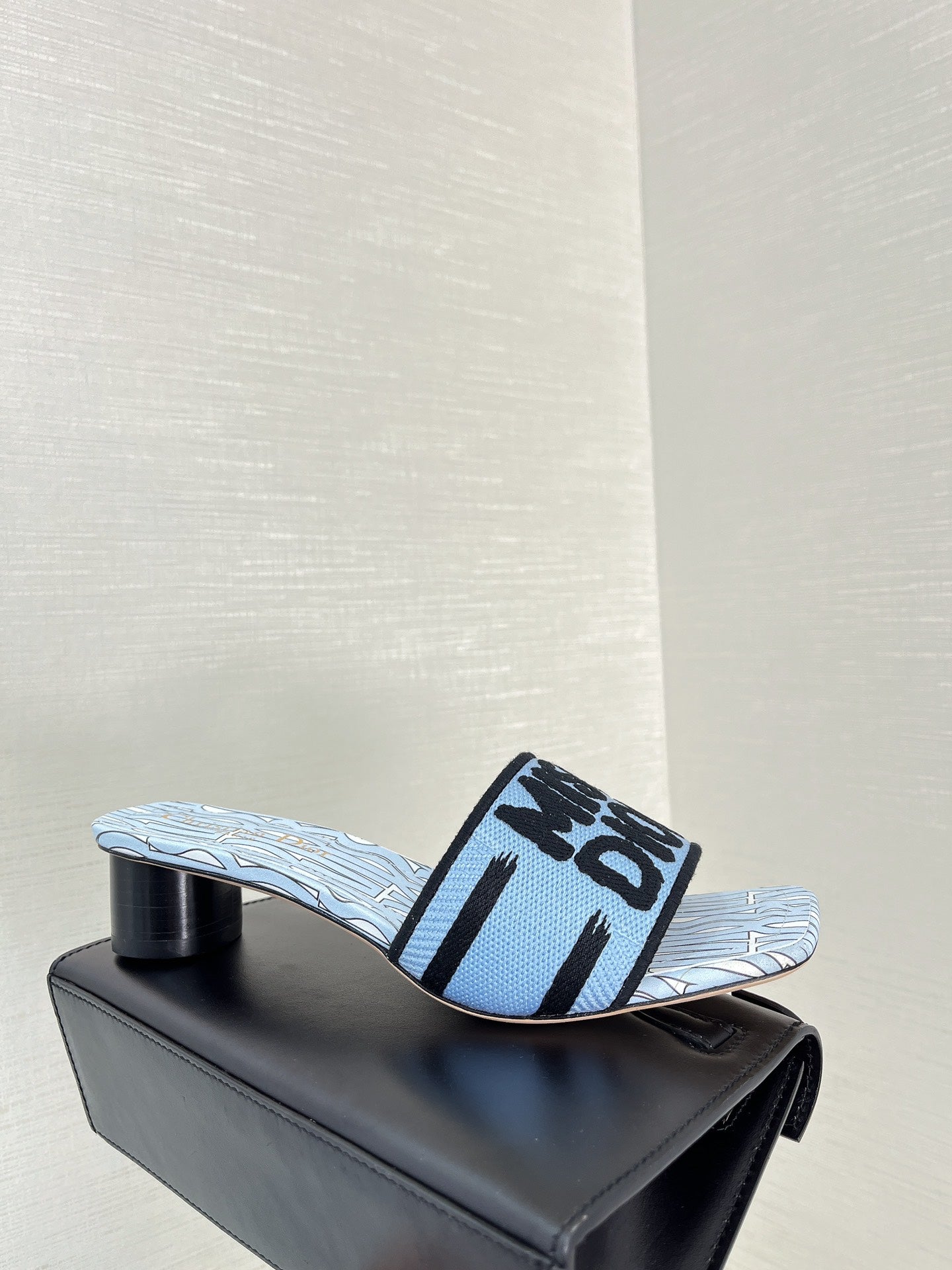 DIOR dway heeled slide 35 embroidered cotton cloud blue miss alllover motif