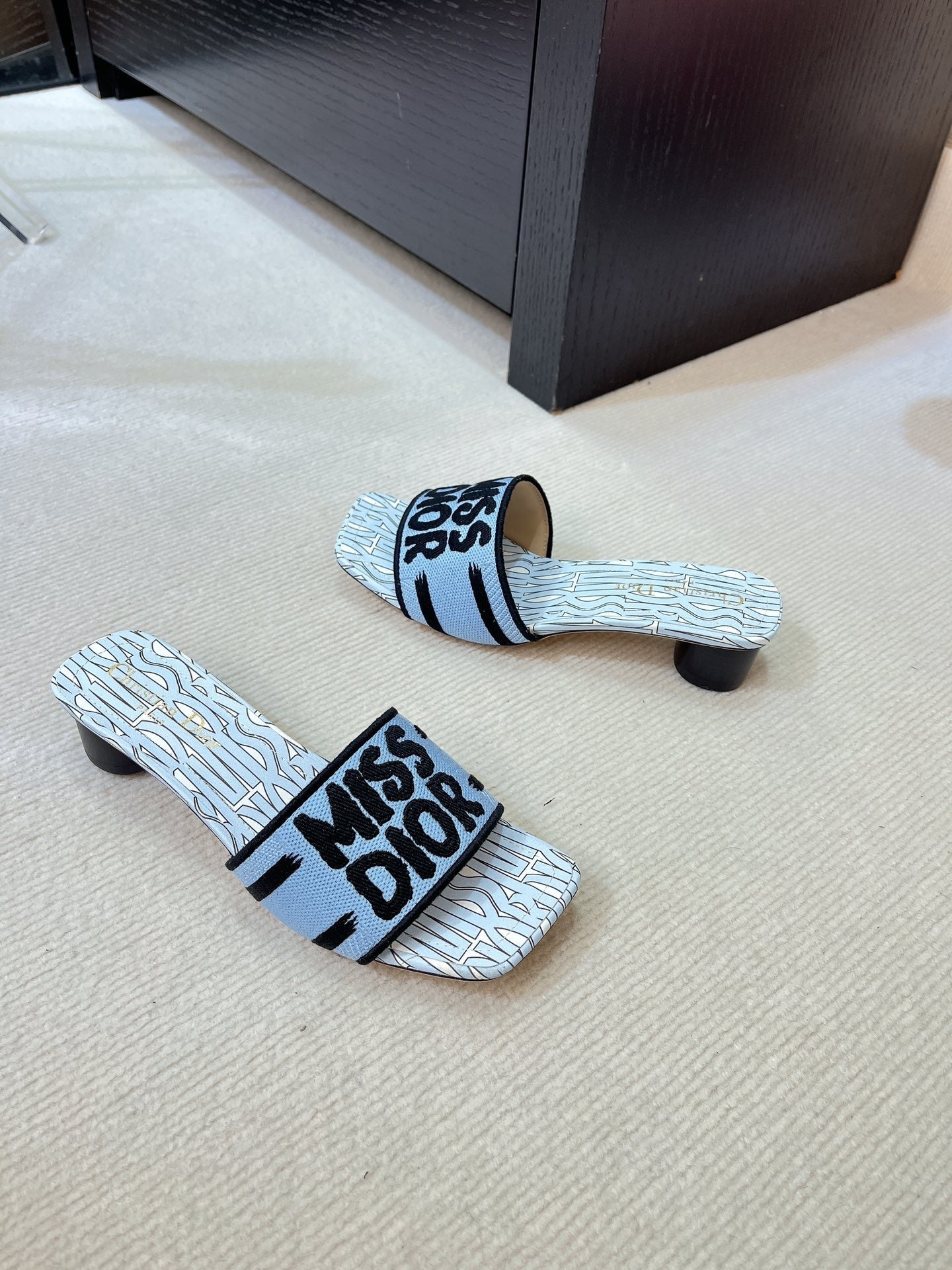 DIOR dway heeled slide 35 embroidered cotton cloud blue miss alllover motif