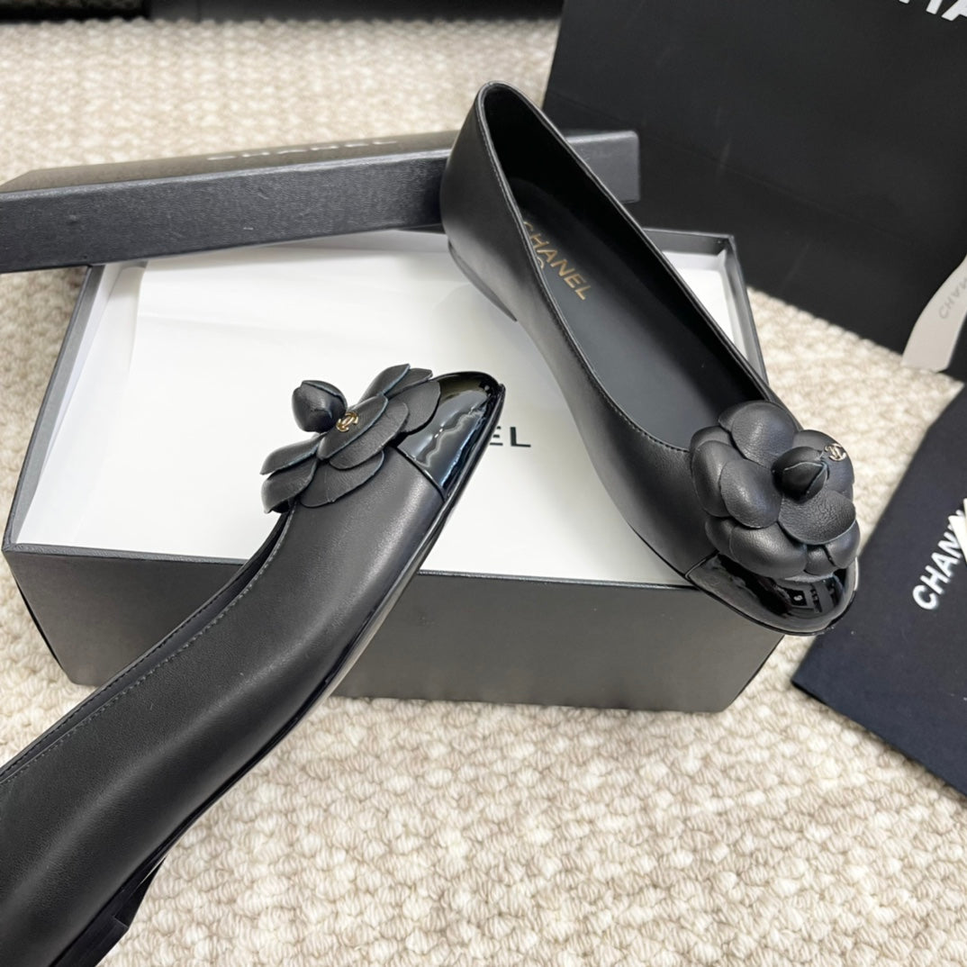 CHANEL ballet flat flower black calfskin