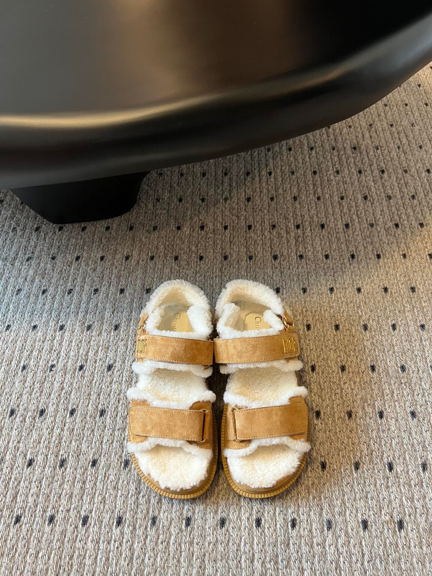 DIOR DIORact Sandal 40mm Brown Yellow Suede And Fleece Lining