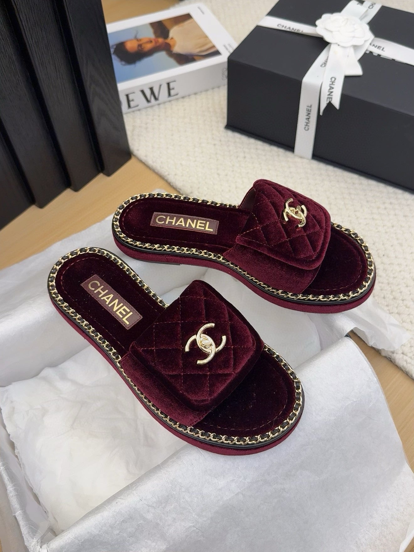 CHANEL 25c Mule Quilted