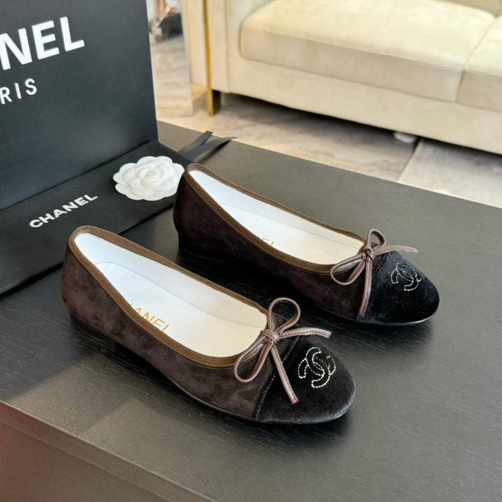 CHANEL ballet flat chocolate suede and black canvas