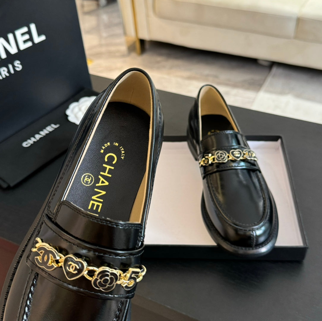 CHANEL 25C Loafer Matte Black Leather 212971