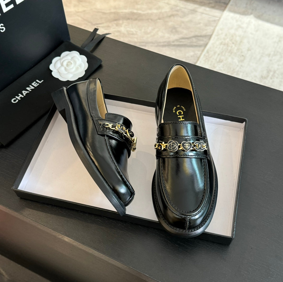CHANEL 25C Loafer Matte Black Leather 212971