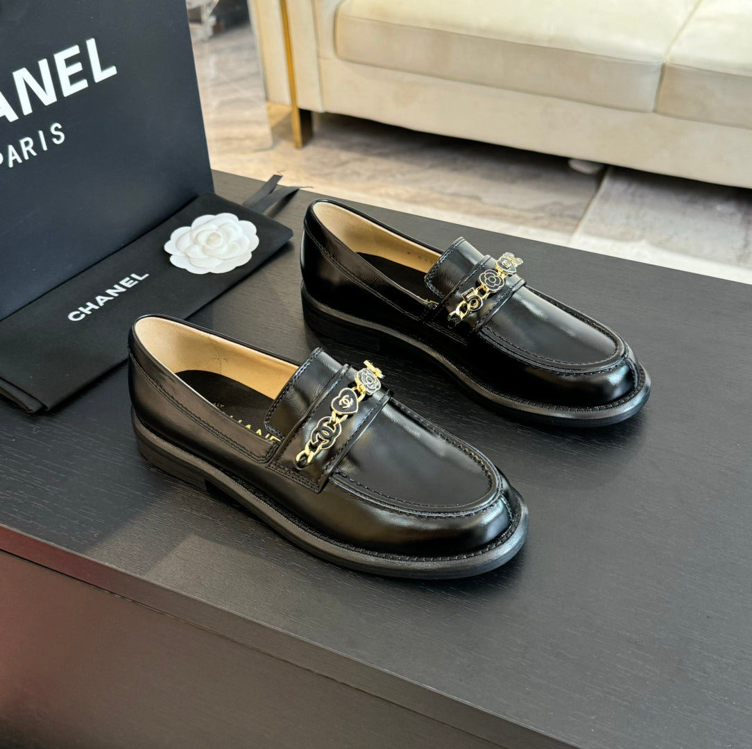 CHANEL 25C Loafer Matte Black Leather 212971