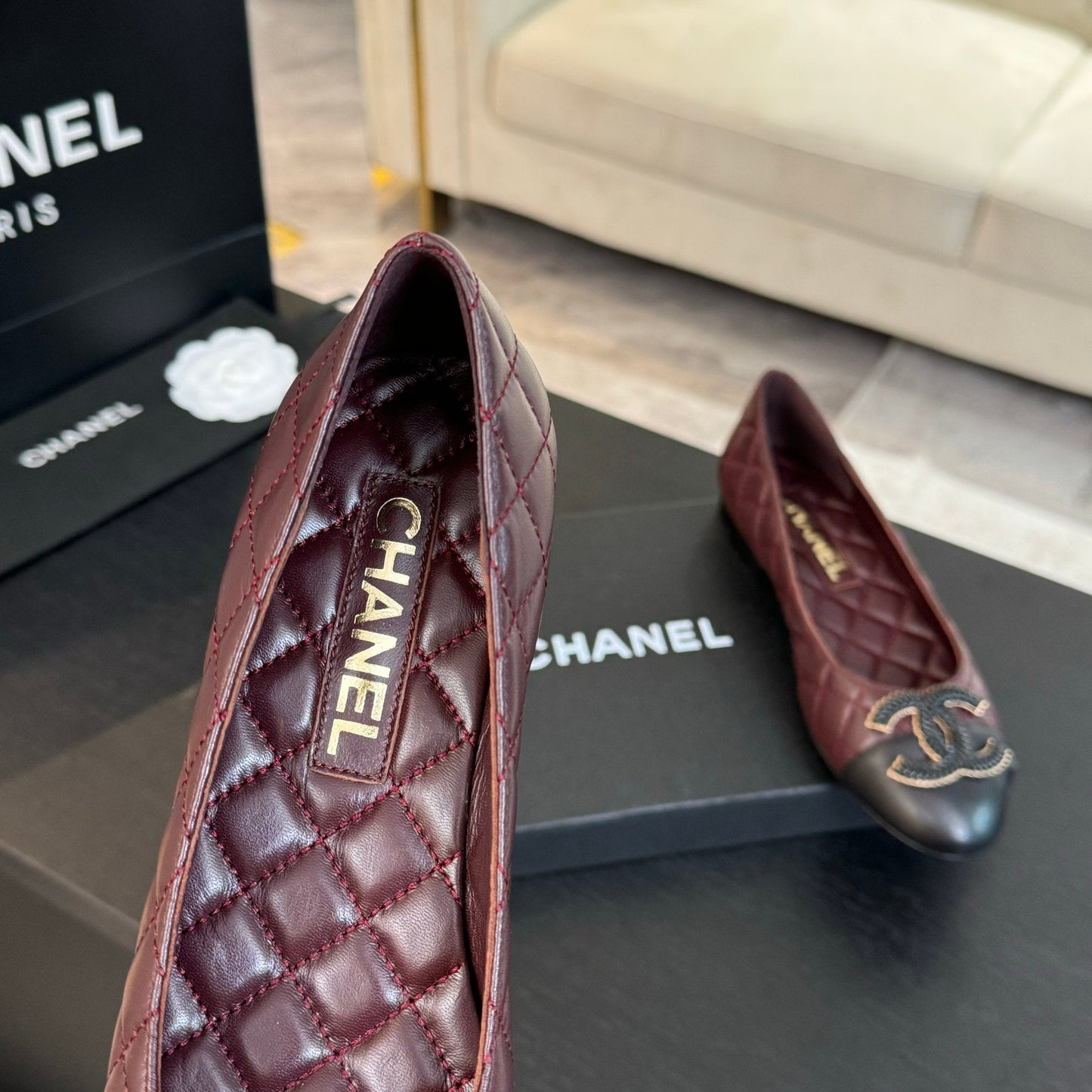 CHANEL ballet flat burgundy quilted lambskin large black logo