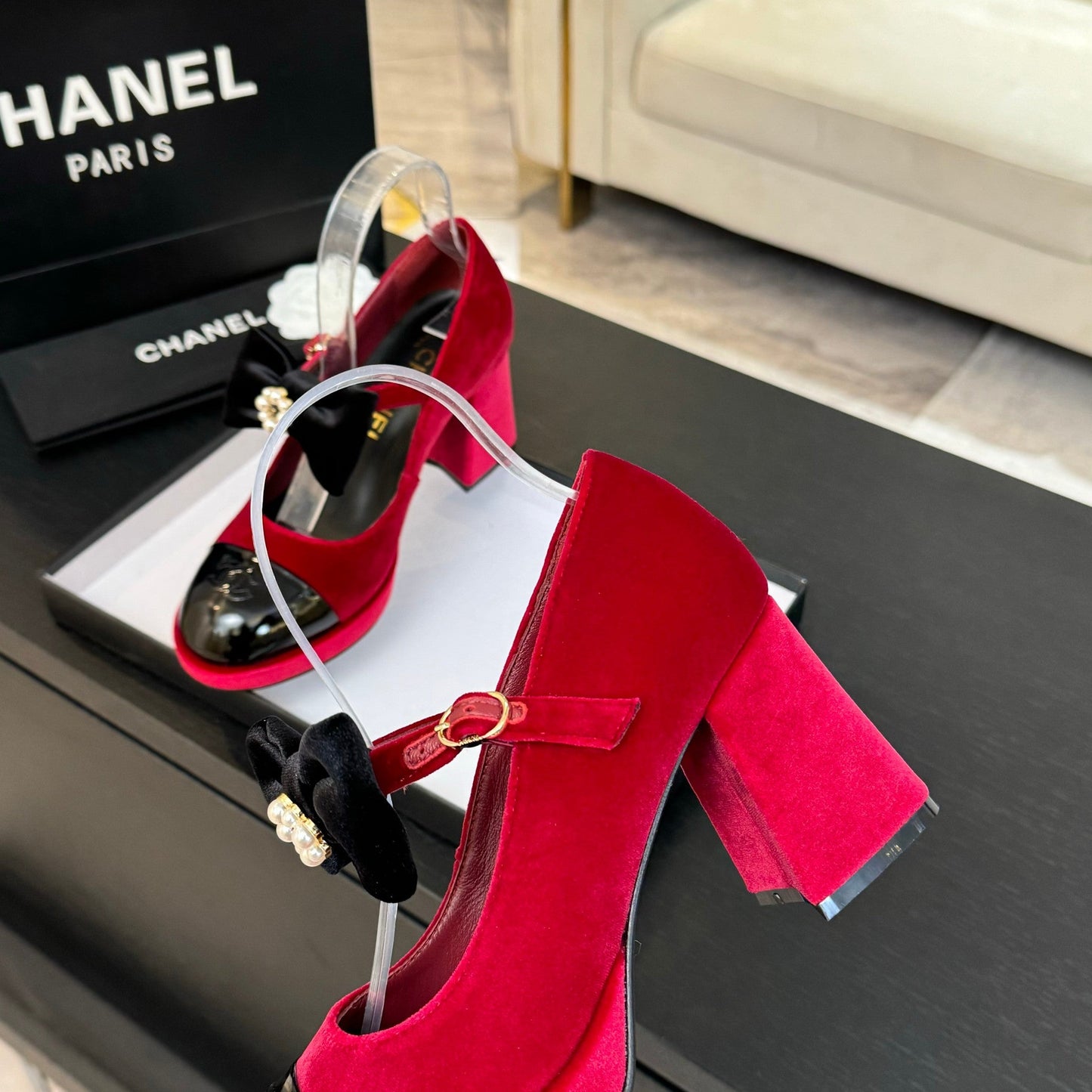 CHANEL 25C Mary Jane Velvet rose Imported Cowhide 212947