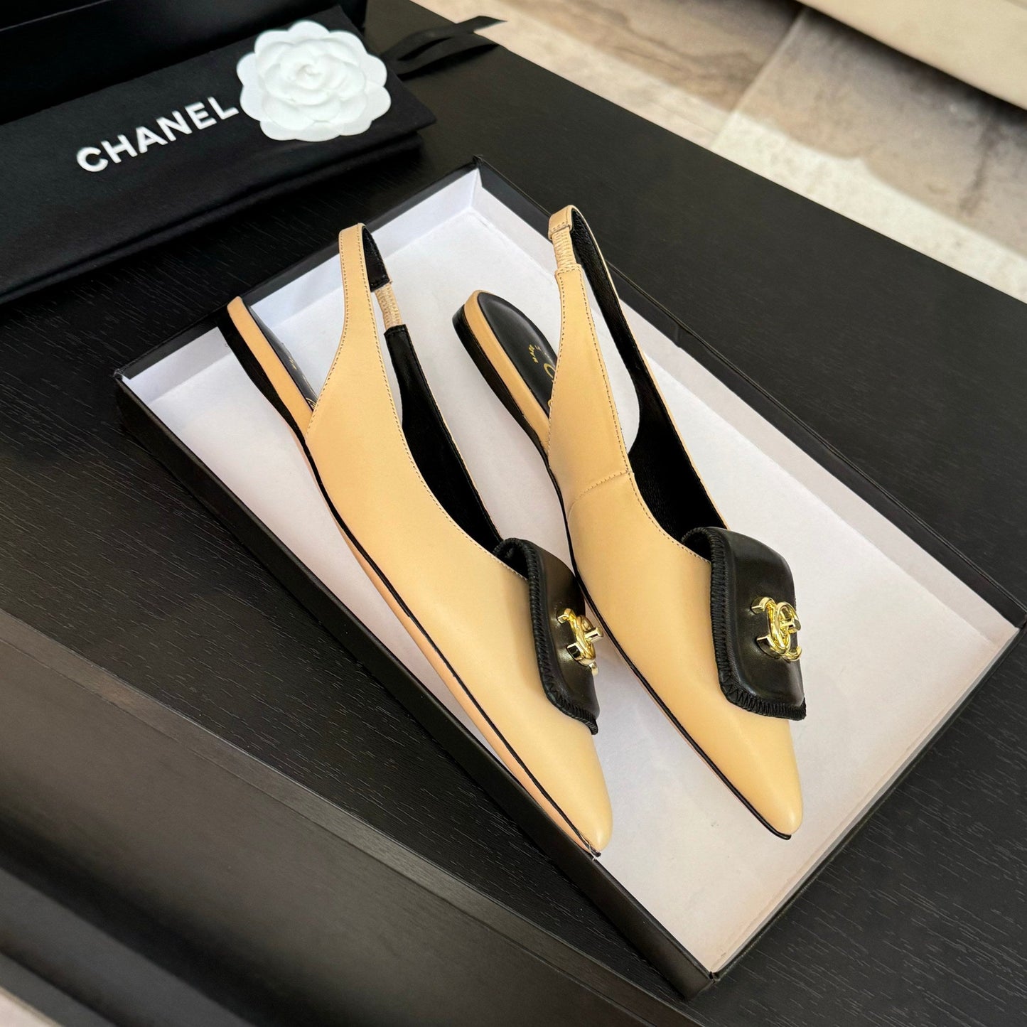 CHANEL 25C Slingback Flat Cream Genuine sheepskin 212951