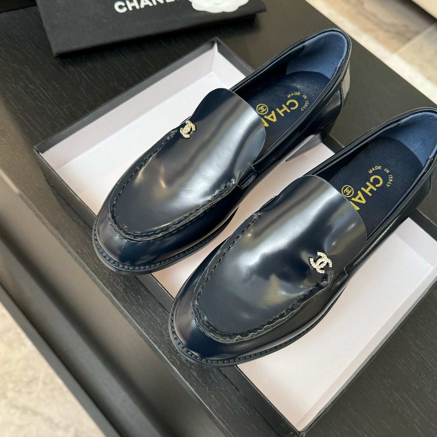 CHANEL 25C Moccasins Dark Blue Patent Leather
