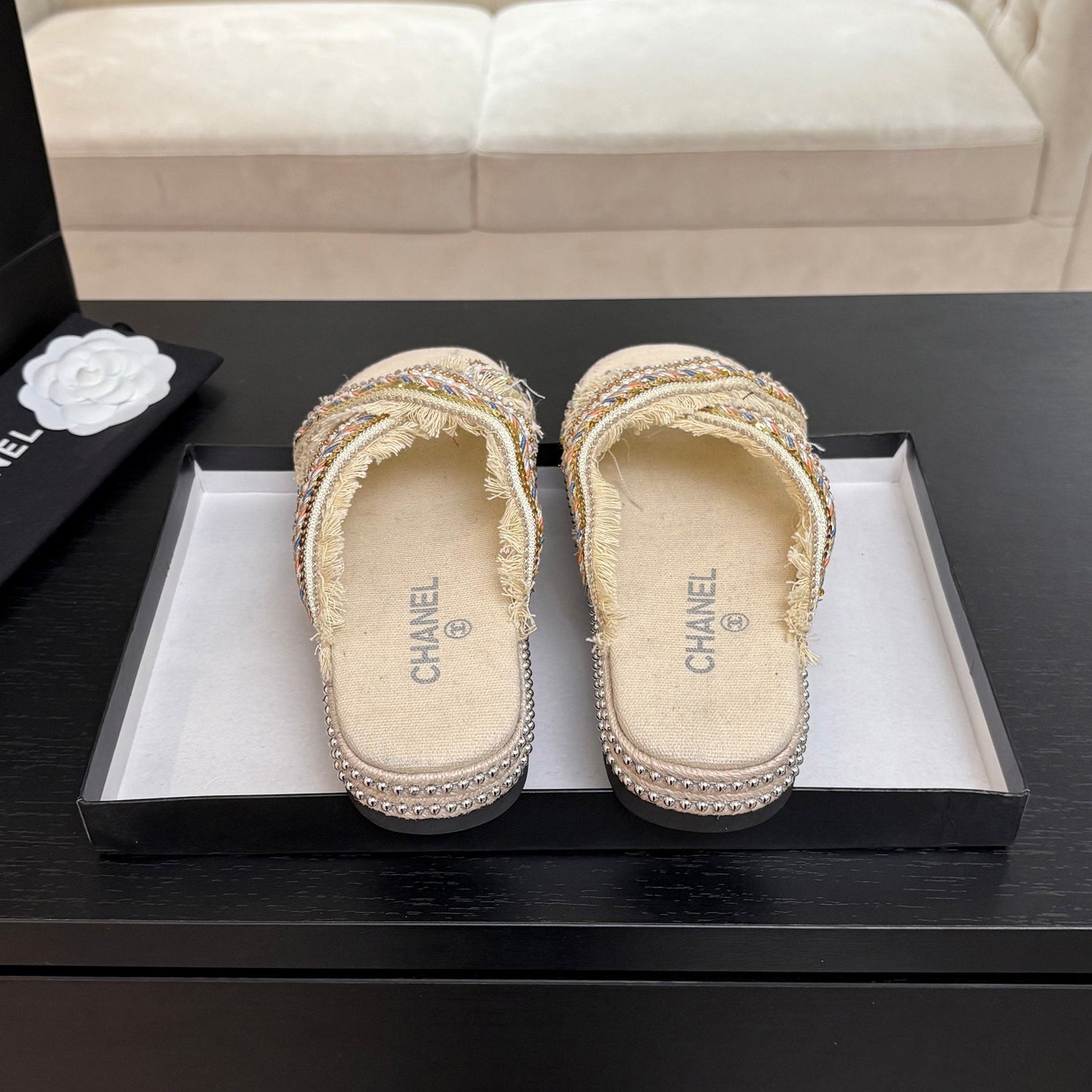 CHANEL 25C Thick-Soled Slipper In Black Denim Navajo White Fabric 213233