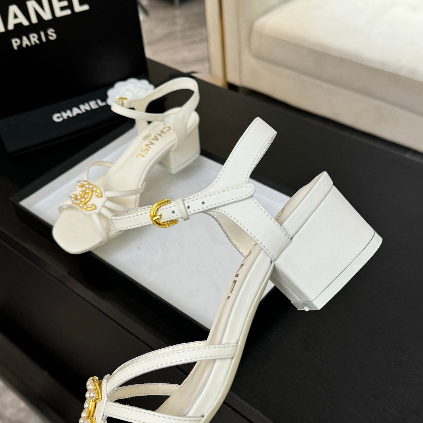 CHANEL 45mm Sandal White Sheepskin 212927
